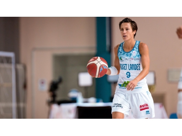 Céline Dumerc jouera son 500è match en Ligue Féminine devant les caméras de la chaîne L'Équipe - Photo : Julien Bacot