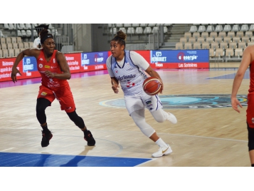 Kaleena Lewis et Nantes Rezé ont dominé Roche Vendée dans le derby - Photo : NRB