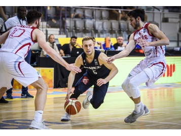 Ludovic Beyhurst et les Bleuets ont réalisé une grande deuxième mi-temps - Photo : FIBA