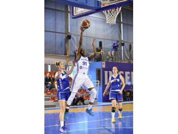 Kendra Chery en vue ce week-end avec les U18 du CFBB - Photo : Bellenger/IS/FFBB Kendra Chery