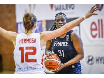 Aminata Gueye a été un élément essentiel et précieux lors de cette victoire face à l'Espagne
